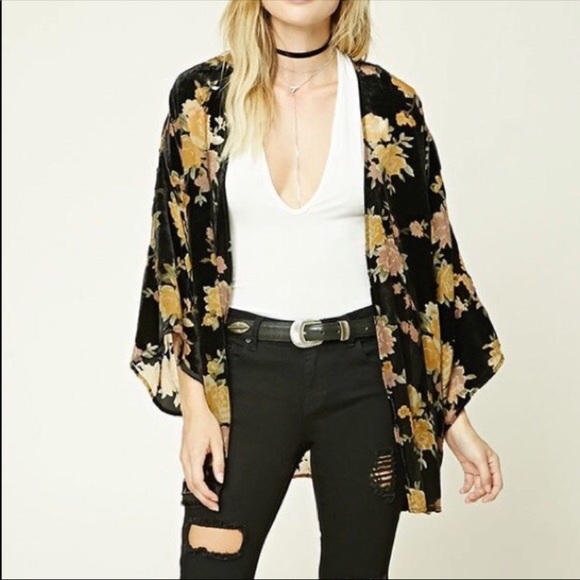 Forever 21 Tops - Forever 21 Kimono
